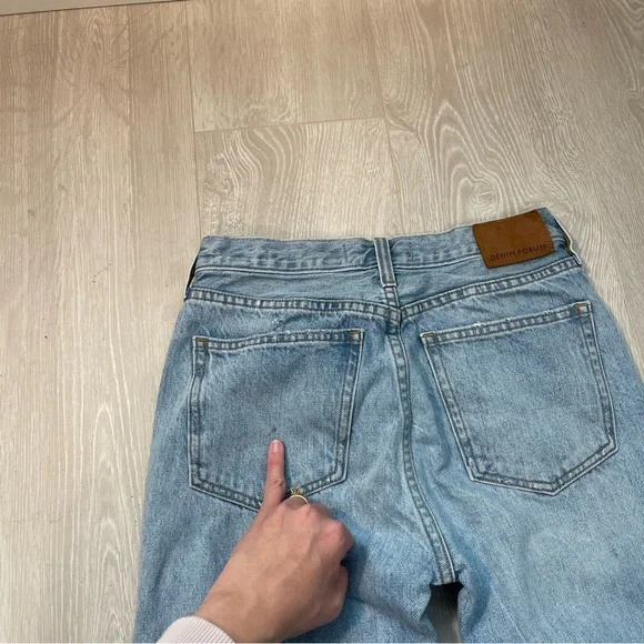 Aritzia Denim Forum The Ex Boyfriend Denim Blue size 26 Organic Cotton - Picture 13 of 16